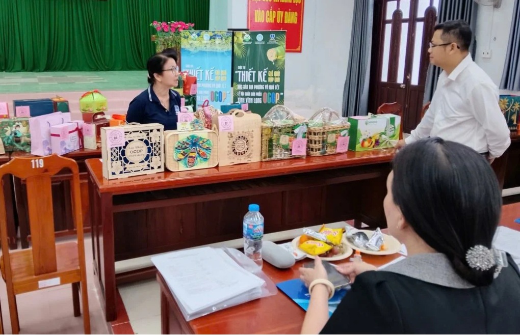 Trường ĐH Nguyễn Tất Thành đồng hành nâng cao năng lực OCOP, thúc đẩy kinh tế địa phương Vĩnh Long